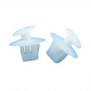 Attaches en plastique 81496-60010 pour réparation et remplacement des feux arrière Byd Toyota Lexus, en matériau PP - Product Image 1