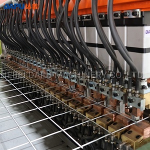 Máquina de Fabricación de Mallas Metálicas, Totalmente Automática, para Producción de Cercas de Hierro, Máquina de Soldadura de Malla de Alambre de Acero de Bajo Contenido de Carbono para Construcción - Product Image 3