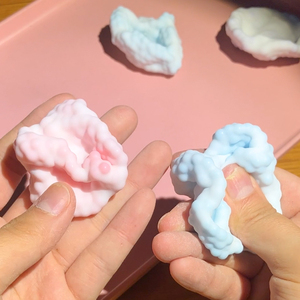 4cm Handmade Ice Skin <b>Ball</b> Ultra-thin Soft Sticky Ice Skin <b>Ball</b> Noisy Pressure <b>Squeezing</b> Toy - Product Image 4
