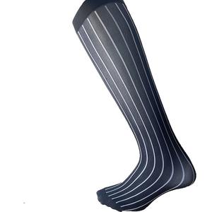 क्लासिक सुरुचिपूर्ण सुरुचिपूर्ण पुरुषों ऊर्ध्वाधर पट्टियाँ लंबी व्यावसायिक पोशाक मोजे - Product Image 5