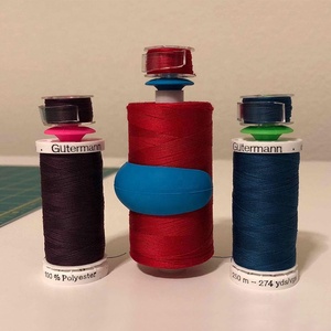 Vendita calda strumento di cucito silicone colorato bobina buddies & portabobina - Product Image 5