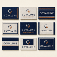 Étiquettes personnalisées pour collections de mode, étiquettes de vêtements avec motifs décoratifs, identité de marque textile pour produits de boutique