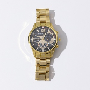 Vente directe d'usine de montres à quartz pour hommes à bracelet en acier inoxydable, tendance et très vendues, avec calendrier - Product Image 6