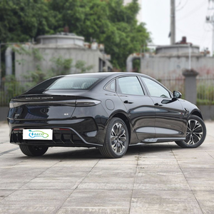 Vente en gros à prix bon marché de voitures électriques pures Sedan Ev d'<span class=keywords><strong>occasion</strong></span> utilisées de Chine - Product Image 6