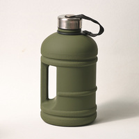 Bouteille d'eau en plastique de grande capacité 1,89 L, noire, portable, pour le sport en plein air, anti-fuite