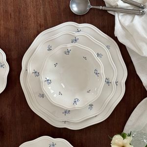 Assiette, Tasse à Café, Soucoupe et Bol en Porcelaine Bleue à Motif Végétal Rétro Français, Durables et Adaptés au Micro-ondes - Product Image 4