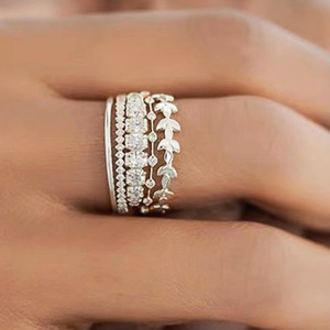 Anelli in Oro Bianco con Diamanti Taglio Brillante Rotondo Colore D Naturale Classici Gioielli da Sposa per Donne - Product Image 1