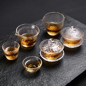 Set di <span class=keywords><strong>Tazze</strong></span> <span class=keywords><strong>da</strong></span> Tè in Vetro Borosilicato Cinese Classico <span class=keywords><strong>da</strong></span> 8oz, Personalizzate e Fatte a Mano, Trasparenti e Martellate, Ecologiche e Disponibili - Product Image 4