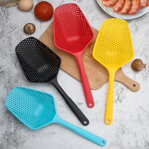 Ustensiles de cuisine : Écumoire, Cuillère à égoutter, Cuillère à glace, Louche, Passoire en plastique - Product Image 3