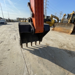 En espléndidas condiciones Máquina de construcción de Excavadora hidráulica sobre orugas Doosan DX225/DX225LC/225LC-9C usada en stock - Product Image 5