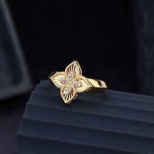 Anillo con forma de flor de moda para mujer, regalo de joyería de moda elegante, anillo Floral clásico para fiesta y ropa de trabajo - Product Image 1