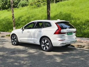 XC60 <span class=keywords><strong>T8</strong></span> Recharge 2024 Híbrido Enchufable <span class=keywords><strong>AWD</strong></span> PHEV SUV de Lujo, Gran Autonomía, Coche Usado en Buen Estado, Envío Rápido - Product Image 5
