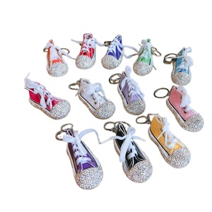 Nuevo lindo Color caramelo cristal completo diamante lona zapatos llavero colgante llavero Rhinestone coche teléfono encantos llaveros regalo - Product Image 2