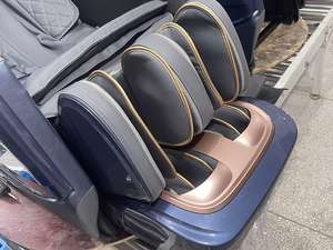 Poltrona Massaggiante di Lusso 3D a Gravità Zero Shiatsu per Corpo e Gambe, Portatile, Stile Moderno, Pieghevole, in Pelle, con Funzione Riscaldante per Piedi e Mani - Product Image 4