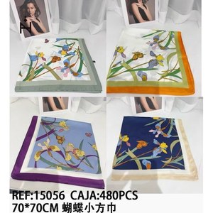 Foulard Quadrato con Motivo a Farfalle 70x70Cm, Accessorio Moda in Seta Stampata - Product Image 1