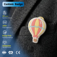 Badge de revers personnalisé en PVC souple 3D, motif montgolfière, mignon, souvenir, pour sac à dos et chapeau, vente en gros en vrac