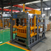 Machine économique automatique de fabrication de briques creuses et pleines en béton pour la construction, certifiée ISO9001