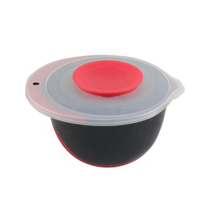 Juego de cuencos de plástico con pico de vertido - Product Image 2