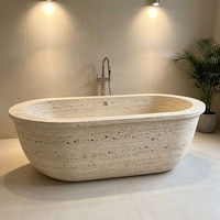 Baignoire en pierre naturelle beige, baignoire en travertin poli, baignoire en pierre de travertin, décoration de salle de bain moderne et luxueuse
