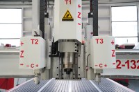 Máquina Router CNC para Procesamiento de Madera, Cuero, Fieltro y Película PET con Control Syntec de un Solo Husillo y Herramienta de Oscilación Neumática