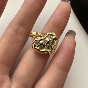 จี้รูปหัวใจเงินแท้ S925 สไตล์วินเทจยุโรป-อเมริกัน ฝังเพชรซิร์โคเนียม ดีไซน์ฝรั่งเศส ย้อนยุค สง่างาม หรูหรา - Product Image 2