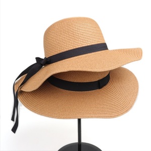 Sombrero de Paja Flexible con Cinta Negra, Ala Ancha, Protección Solar, Sombrero de Playa para Mujer, Material de Hierba Natural, para Uso en Exteriores de Verano - Product Image 2