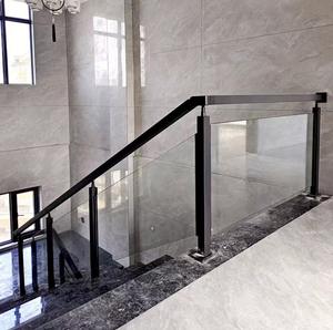 Rampe d'<span class=keywords><strong>escalier</strong></span> en métal <span class=keywords><strong>noir</strong></span>, design de rampe d'<span class=keywords><strong>escalier</strong></span> en verre sans cadre, rampe en acier métallique délicate pour escaliers intérieurs - Product Image 4