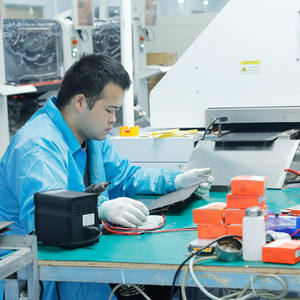 <span class=keywords><strong>LED</strong></span>窓ガラス広告グリルフィルムクリスタルフィルムスクリーンホログラフィックフルカラー高解像度屋外透明スクリーン - Product Image 4