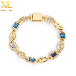 Collar Gargantilla con Diseño de Nariz de Cerdo, Geométrico, con Gemas de Circonio Azul y Blanco, Joyería Fina de Lujo - Product Image 5