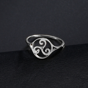 Triskele Triskelion anneau en acier inoxydable Triple spirale amulette bagues Vintage bijoux cadeau d'anniversaire pour les femmes - Product Image 5