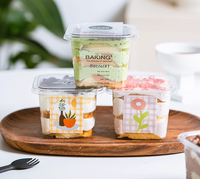 Boîte carrée de personnalisation d'usine boîte à gâteau tasse transparente Mousse lait de soja Dessert et boîte de cuillère à fruits jetable