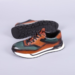 Zapatos de boda de cuero genuino estilo inglés para hombre; Zapatos de negocios de alta gama; Color caramelo. - Product Image 4