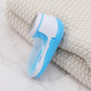 Rasoir à tissu électrique portable pour la maison, lame haute vitesse, éliminateur de peluches pour vêtements, alimenté par <span class=keywords><strong>batterie</strong></span>, en plastique - Product Image 4