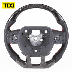 Volante de Fibra de Carbono Real TDD Compatible con Range Rover Evoque - Product Image 4