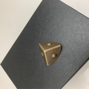 Zinc Alloy <b>Corner</b> <b>Protectors</b> 19mm Antique Bronze For Jewelry Boxes Gift Boxes Hardware Accessories - Product Image 2