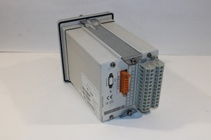 รีเลย์ SPAJ 160C รุ่น SPCJ 4D40 สำหรับการเขียนโปรแกรม PLC พร้อม I/O 16/24 ช่อง และรับประกันหนึ่งปี - Product Image 3
