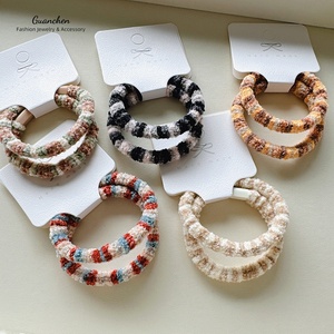 2 unids/lote de lazos para el cabello negros gruesos a la moda para <span class=keywords><strong>mujer</strong></span>, banda de goma para cabello grueso para <span class=keywords><strong>mujer</strong></span> y niña, bandas elásticas grandes para el cabello, soporte para cola de caballo - Product Image 4