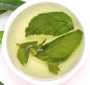 Tisane crue de haute qualité <span class=keywords><strong>menthe</strong></span> poivrée en <span class=keywords><strong>vrac</strong></span> feuilles séchées thé aux granules de <span class=keywords><strong>menthe</strong></span> au poivre fait à la main - Product Image 5