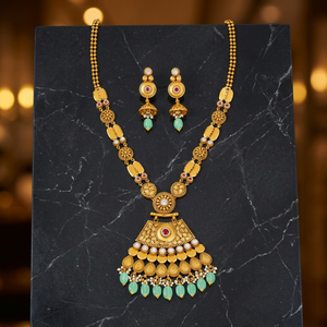 Vamika's Luxury Gold Vintage Style Bridal Fine Jewelry Set with Crystal Rhinestone Necklace Earring Trendy <b>Wedding</b> <b>Accessories</b> - Product Image 6