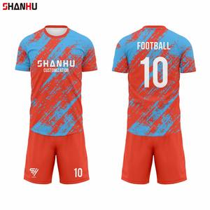 <span class=keywords><strong>Maillot</strong></span> d'équipe de football rétro Uniformes de football en maille Vêtements de football <span class=keywords><strong>Ronaldo</strong></span> <span class=keywords><strong>2018</strong></span> ans <span class=keywords><strong>Maillot</strong></span> de football Kits complets - Product Image 4