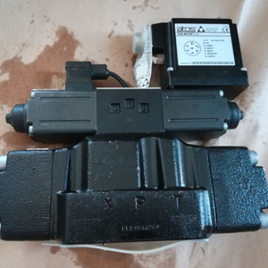 Italia ATOS Hidráulico DHI-0751/2/WP-X AC220V DHI-0713 23 220V DKE-1631/2 DC24V 10 RZMO-A-030/210 - Product Image 5