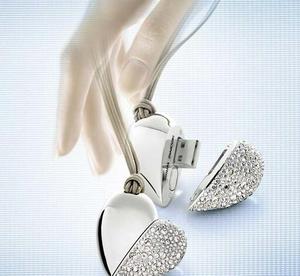 2024 thời trang kim cương <span class=keywords><strong>USB</strong></span> Flash Drive chất lượng tốt 8GB 16GB Memory Stick <span class=keywords><strong>USB</strong></span> Flash Drive 2.0 3.0 kim loại hình trái tim <span class=keywords><strong>USB</strong></span> Đĩ<span class=keywords><strong>a</strong></span> - Product Image 5