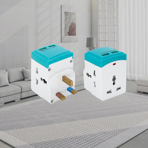 <span class=keywords><strong>Adattatore</strong></span> <span class=keywords><strong>da</strong></span> Viaggio Multifunzione con 3 Prese Elettriche e 2 Porte <span class=keywords><strong>USB</strong></span> in Plastica ABS 10A con Fusibile - Prezzi all'Ingrosso - Product Image 2
