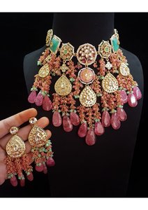 Conjunto de Collar Nupcial Kundan Hecho a Mano con Pendientes a Juego para Mujer, Accesorio de Joyería Premium para Bodas y Recepciones - Product Image 4