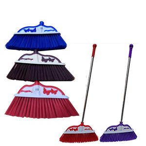 Ensemble balai et pelle à poussière Butterfly, poils doux, manche en acier inoxydable, pelle en plastique, étanche pour utilisation sur surfaces sèches et humides - Product Image 3