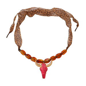 Collar con Colgante de Calavera de Toro Estilo Boho Occidental de Asu con Cinta de Estampado de Leopardo y Cuentas de Ámbar - Joyería de Estilo Étnico para Mujer - Product Image 5
