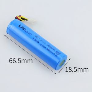 3,7V <span class=keywords><strong>18650</strong></span> 2600mAh Lithium-Ionen-Akkus mit PCM und Anschluss für Elektrisches Spielzeug und Kleine Ventilatoren - Product Image 3