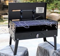 Table de camping pliable avec logo personnalisé, grilles de barbecue noires 44*27*21 pour la cuisson au charbon de bois en plein air