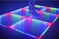 HUINENG 500x500mm Led Dance Floor pour les lumières de scène de mariage Panneau de miroir 3D magnétique en verre
