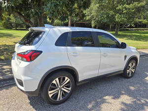 ขายส่งรถยนต์มือสองปี 2020 รุ่น Sport AWD SE 4 ประตู ครอสโอเวอร์ ระบบวิทยุพร้อมข้อมูล หนังหุ้มเบาะ พวงมาลัยซ้าย - Product Image 3
